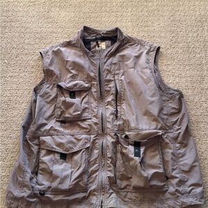 Men's Gray RedHead Triple Pocket Vest